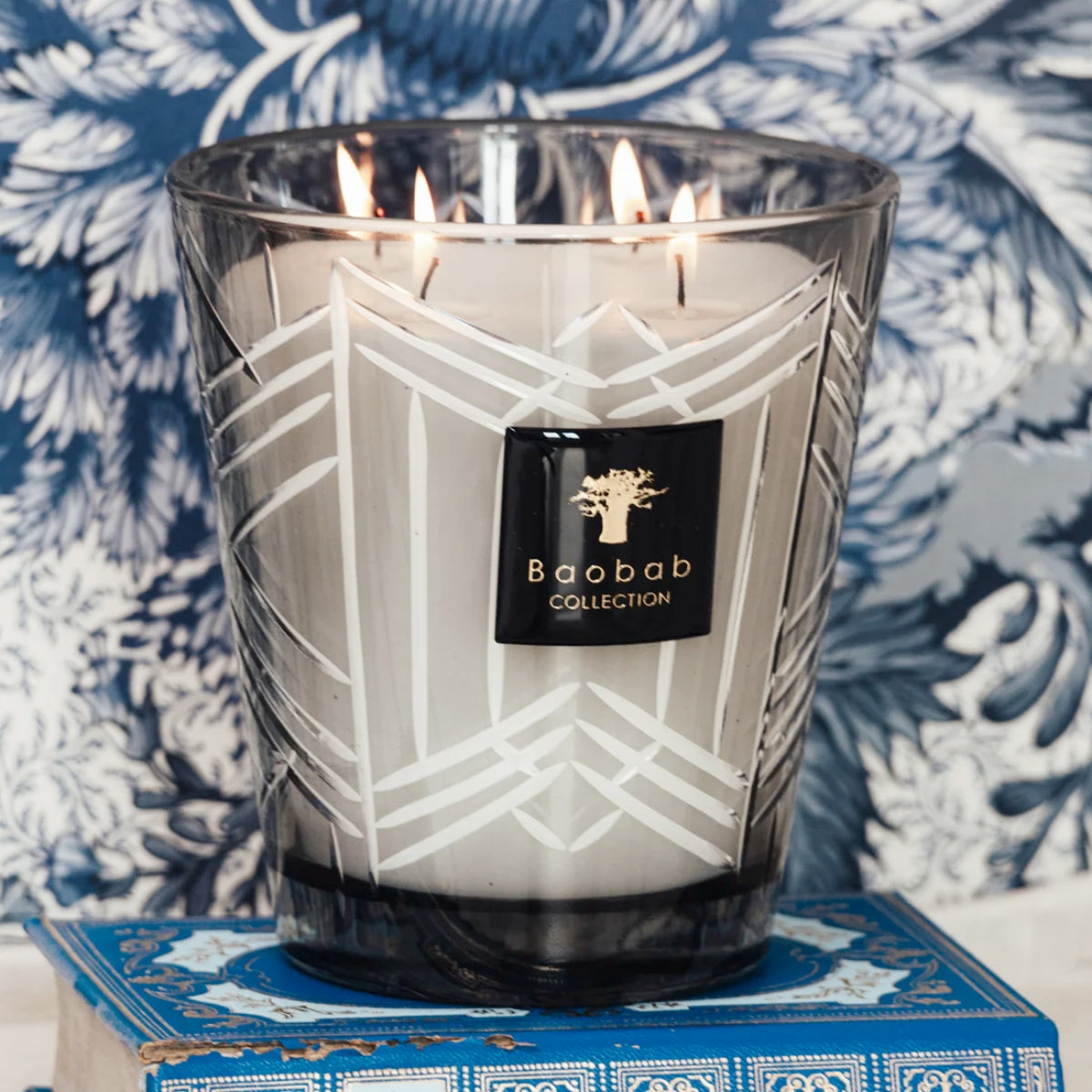 Max 16 Heritage Villers Candle