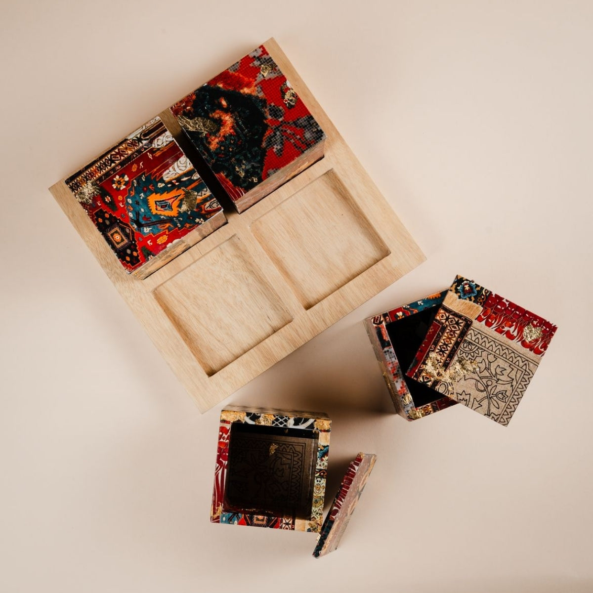 Decoupage Plexi Boxes with Wooden Tray