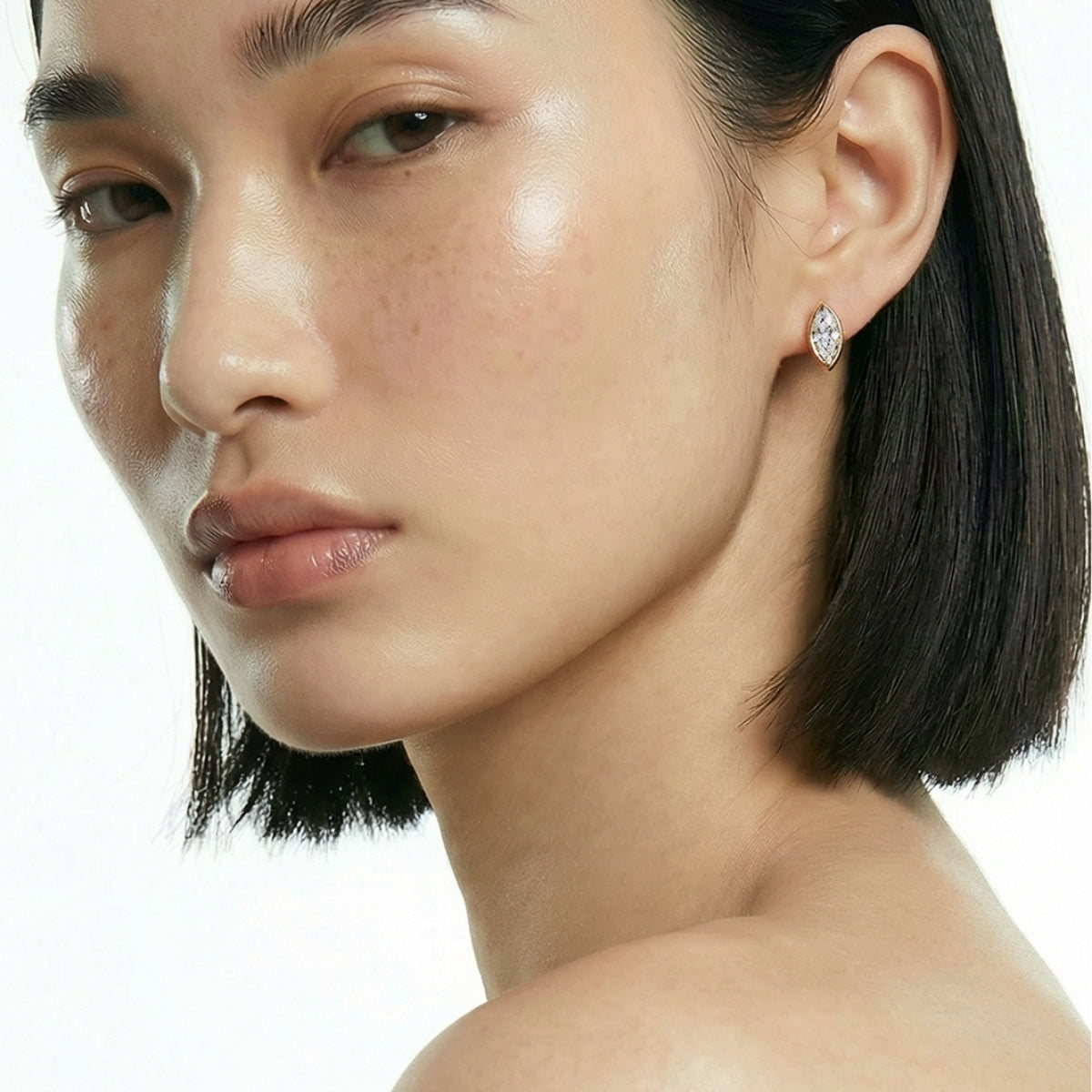 Core Axis Stud Earrings