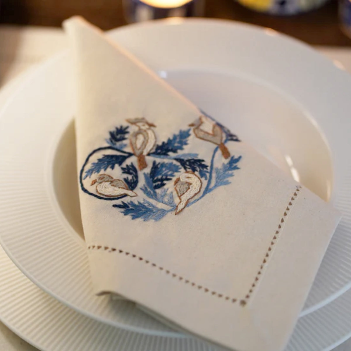 Organiks Plus Blue Birds Table Linen Set of 04