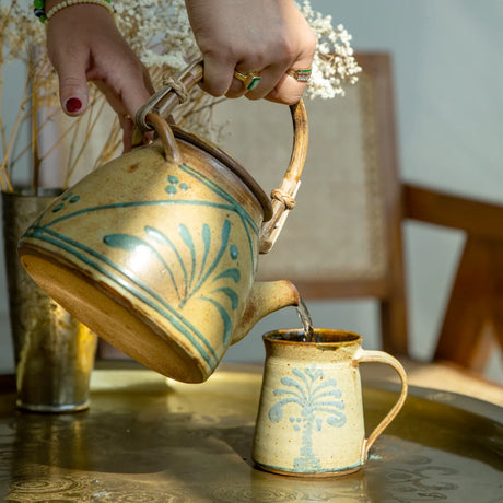 Palm Teapot