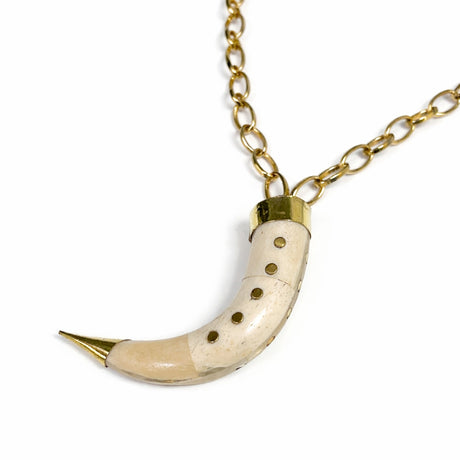Lara Vintage Horn Pendant Oval Chain Necklace