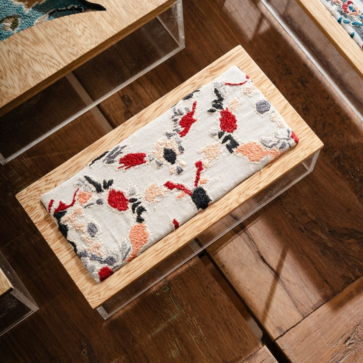 Embroidered Floral Small Rectangle Plexi Box