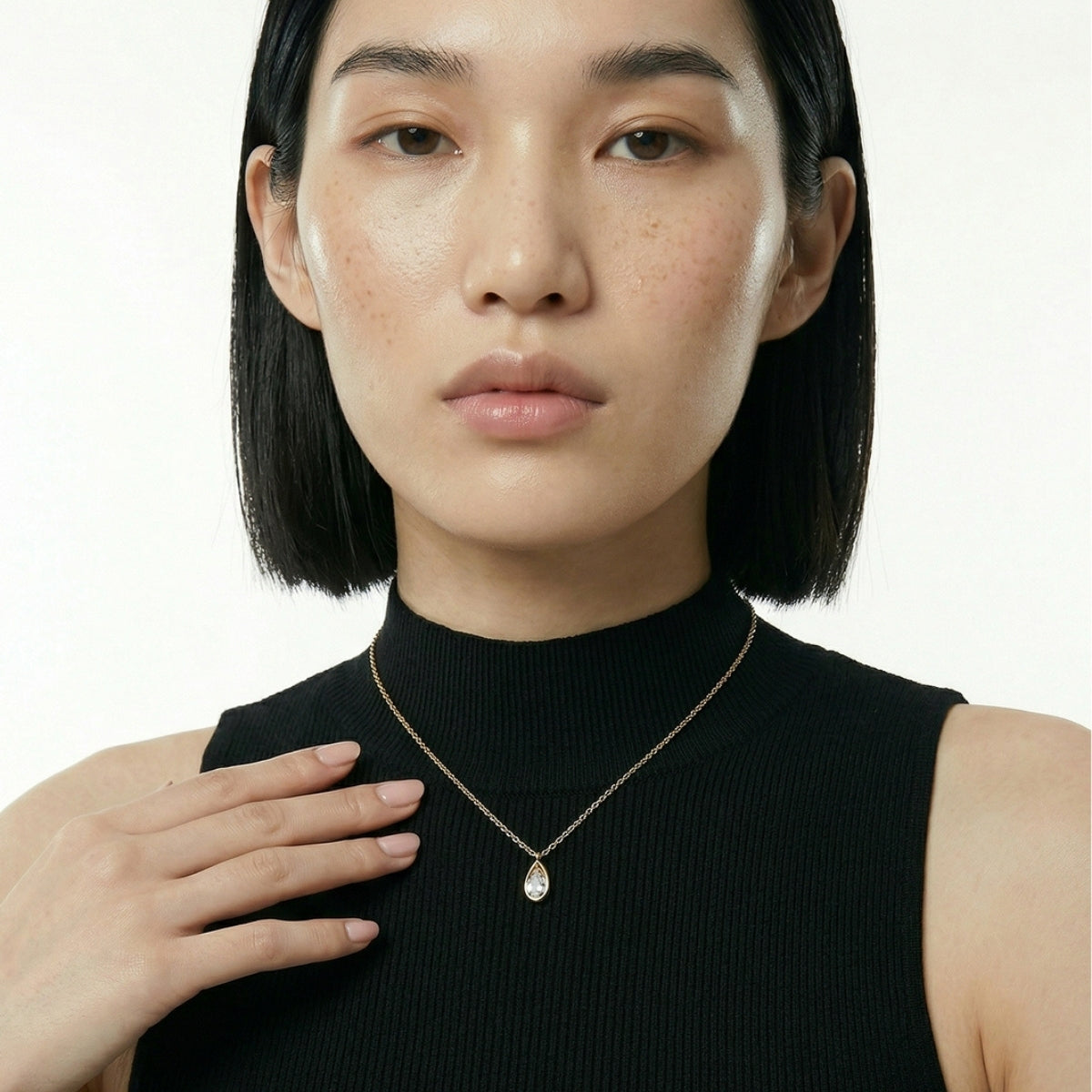 Core Frame Necklace