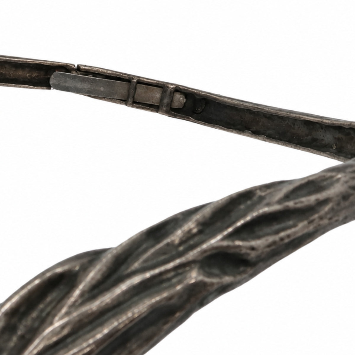 Textura De Arbol Necklace