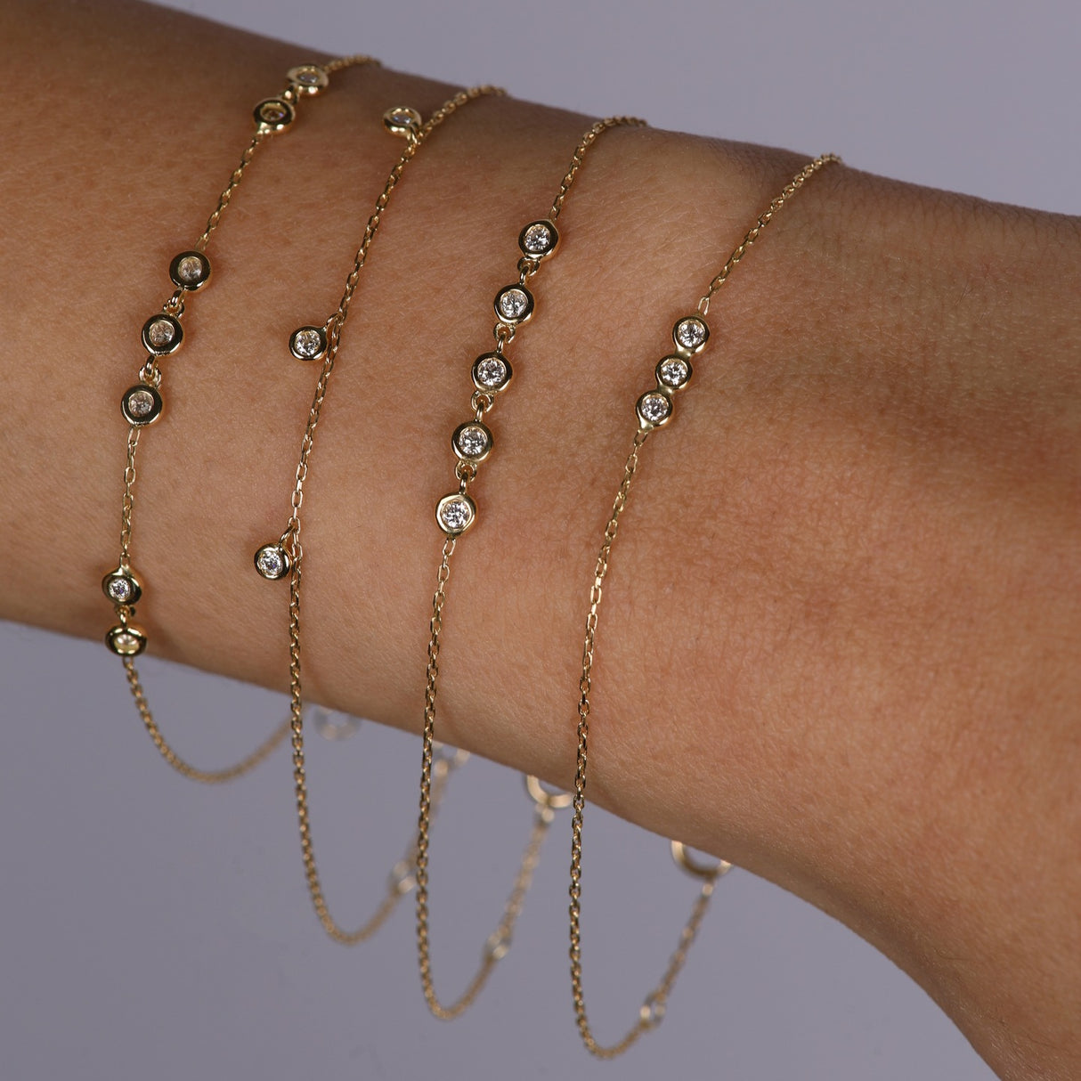 Alexa Jewelry 18k Gold Three Dangling Diamonds Bracelet